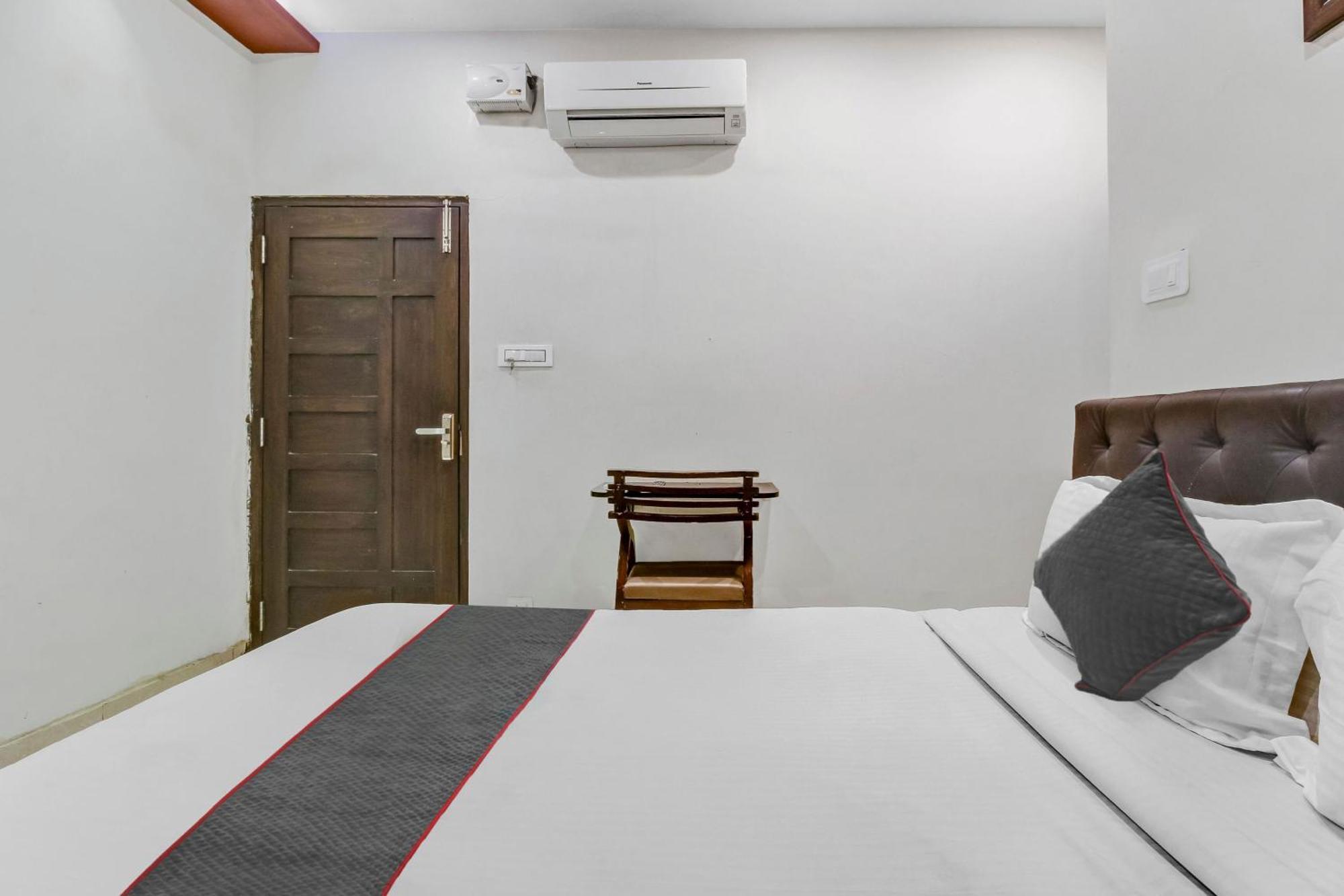 Collection O Galaxy Suites ไฮเดอราบัด ภายนอก รูปภาพ