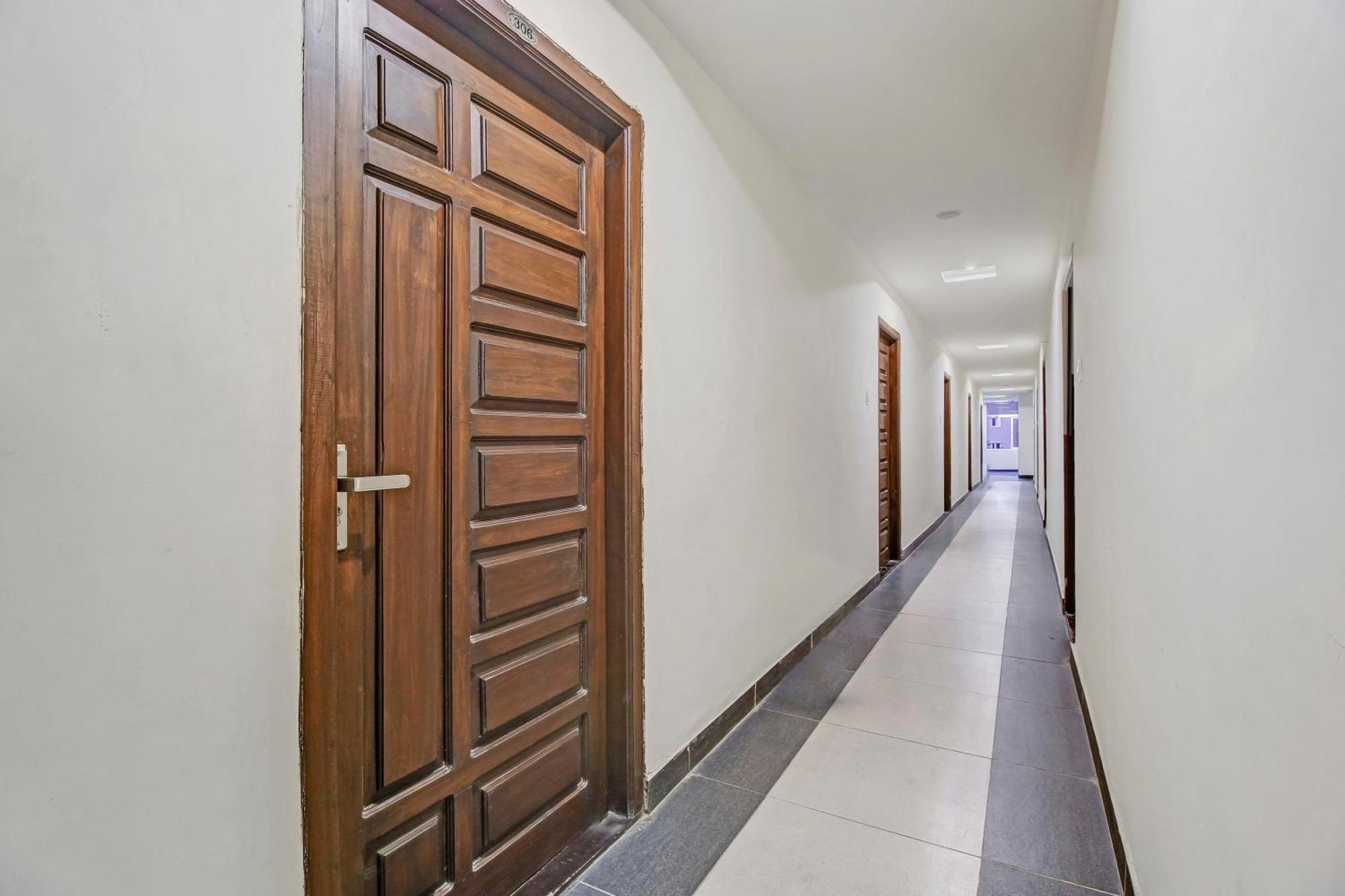 Collection O Galaxy Suites ไฮเดอราบัด ภายนอก รูปภาพ